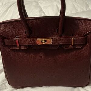 Elegant Burgundy Leather Handbag 25cm GHW **New**